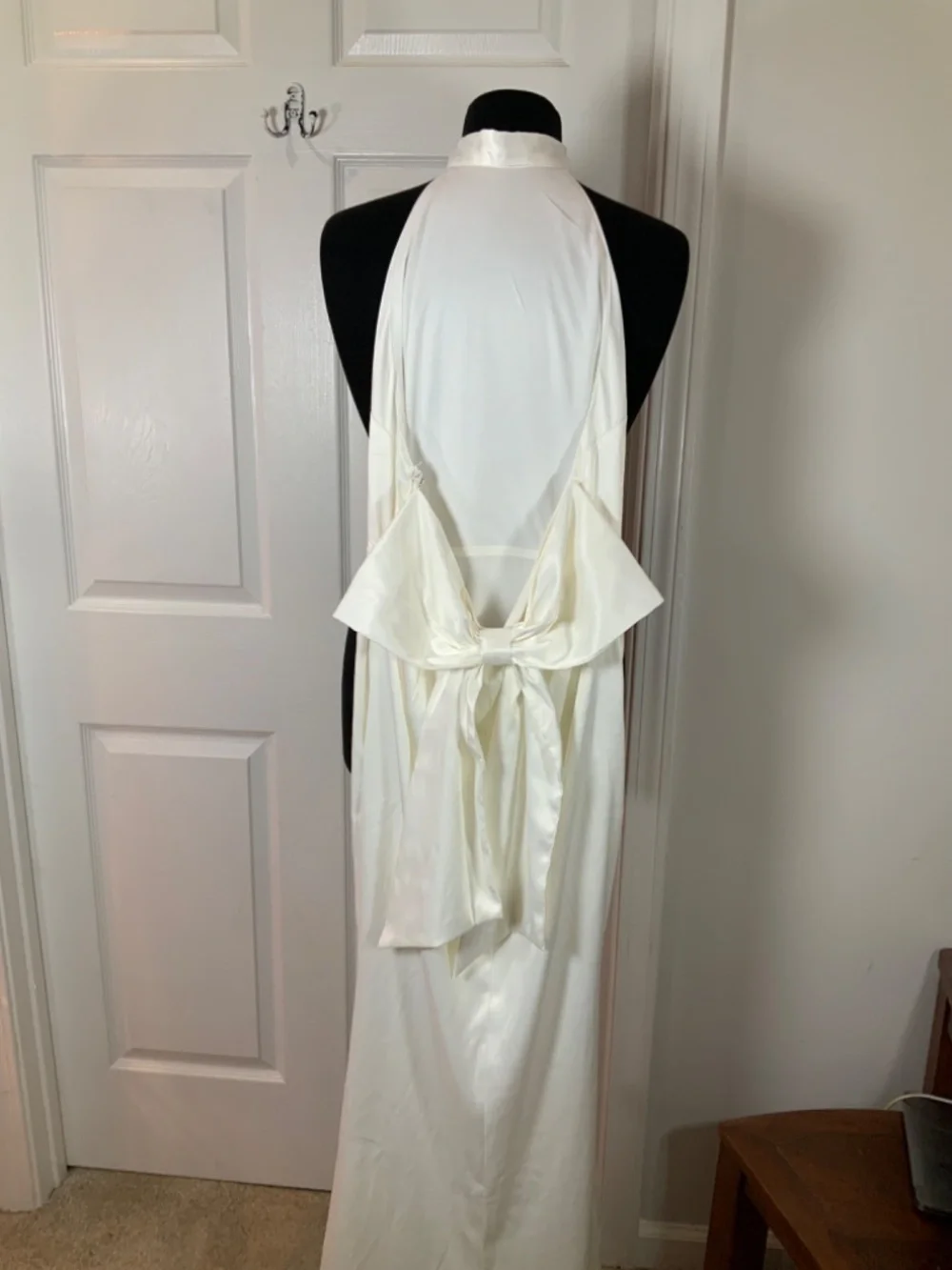 Saints and Secrets NWT White Satin Halter Maxi Dress Open Back Bow Bridal Small - Picture 7 of 12